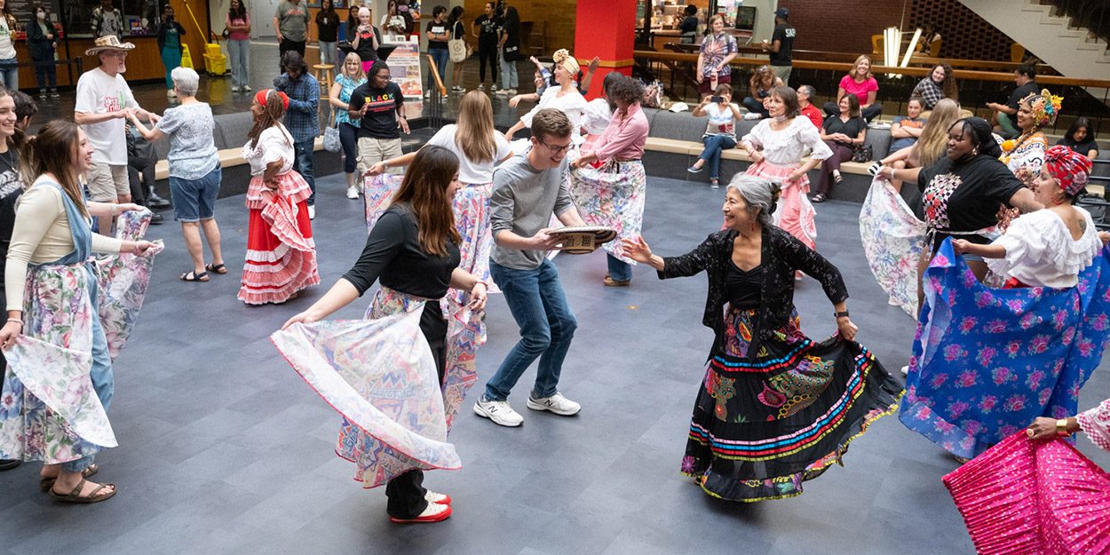 Hispanic/Latinx Faculty and Staff Association